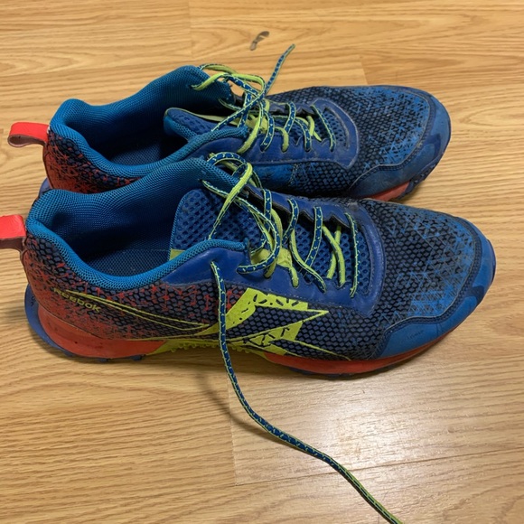 Reebok shoe - Picture 4 of 7